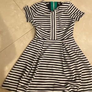 Formal stripped knee-length dress